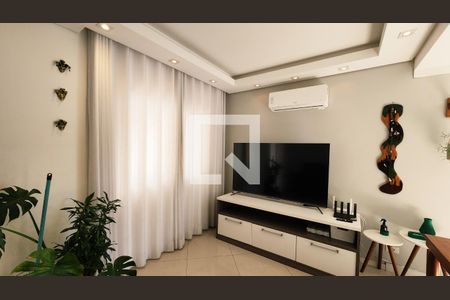 Sala de casa de condomínio à venda com 3 quartos, 125m² em Cidade Nova, Jundiaí