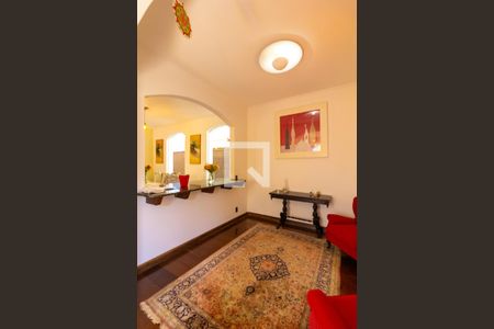 Sala de Estar de casa à venda com 5 quartos, 450m² em Vila Elvira, São Paulo