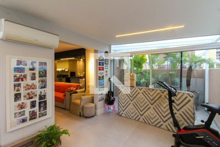 Sala de casa de condomínio para alugar com 4 quartos, 287m² em Estância Velha, Canoas