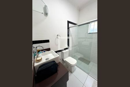 Banheiro da Suíte 1 de casa para alugar com 2 quartos, 300m² em Jardim Sagrado Coracao de Jesus, Jundiaí