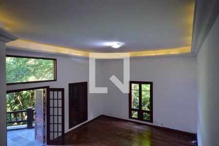 Sala de casa de condomínio para alugar com 2 quartos, 1200m² em Itanhangá, Rio de Janeiro