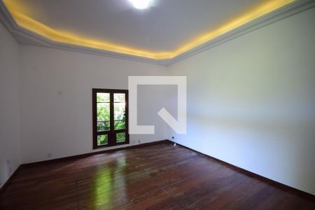 Sala de casa de condomínio para alugar com 2 quartos, 1200m² em Itanhangá, Rio de Janeiro