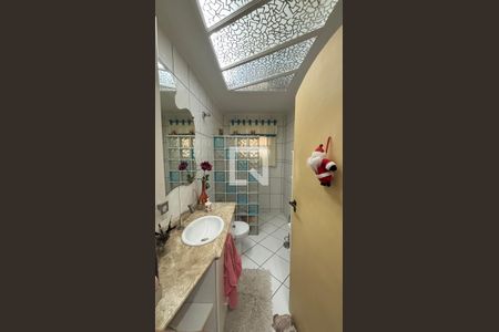 Banheiro de casa para alugar com 3 quartos, 198m² em Jardim Ipanema, Santo André