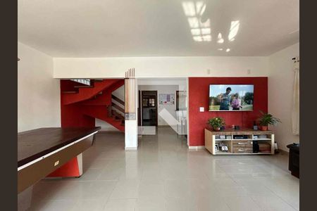 Casa à venda com 3 quartos, 250m² em Vila Manoel Ferreira, Campinas