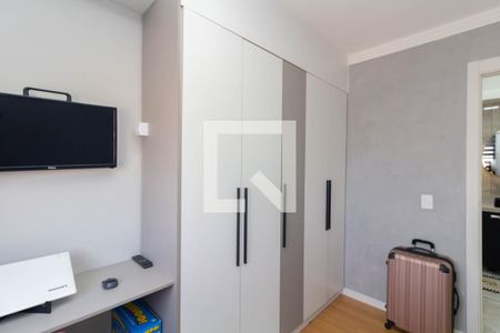 Quarto 1 de apartamento à venda com 2 quartos, 40m² em Jardim Santo Antonio, São Paulo