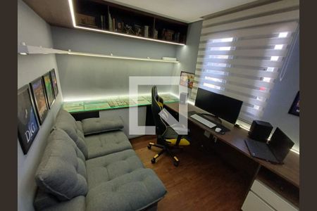 Sala de apartamento à venda com 2 quartos, 66m² em Vila Metalúrgica, Santo André
