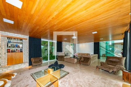 Sala 3 de casa à venda com 4 quartos, 700m² em Belvedere, Belo Horizonte