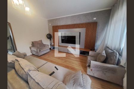 Sala de casa para alugar com 4 quartos, 160m² em Centro, Osasco