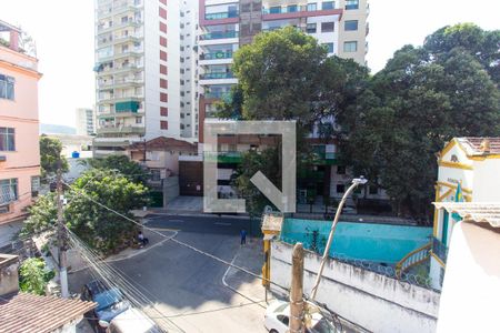 Vista/Quarto 1 de casa para alugar com 4 quartos, 150m² em São Domingos, Niterói