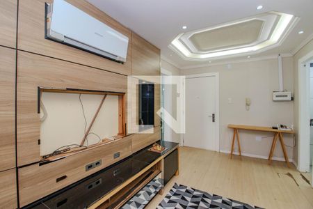 Sala de apartamento para alugar com 1 quarto, 47m² em Humaitá, Porto Alegre