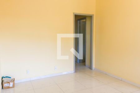 Sala de casa à venda com 5 quartos, 100m² em Inhaúma, Rio de Janeiro