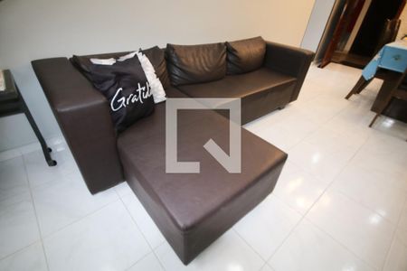 Sala de apartamento para alugar com 2 quartos, 73m² em Canto do Forte, Praia Grande