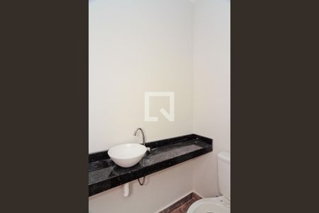 Lavabo de casa à venda com 2 quartos, 120m² em Jardim Monjolo, São Paulo