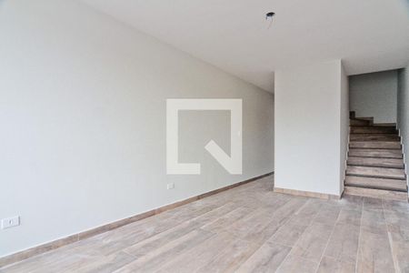 Sala de casa à venda com 2 quartos, 120m² em Jardim Monjolo, São Paulo