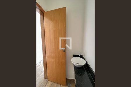 Lavabo de casa à venda com 3 quartos, 150m² em Chacara Nossa Senhora Aparecida, São Paulo