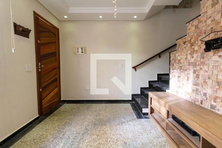 Sala de casa de condomínio à venda com 2 quartos, 65m² em Vila Uniao (zona Leste), São Paulo