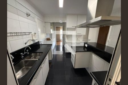 Apartamento para alugar com 3 quartos, 157m² em Vila Morumbi, São Paulo