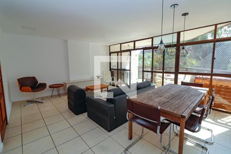 Sala de apartamento à venda com 4 quartos, 149m² em Barra da Tijuca, Rio de Janeiro