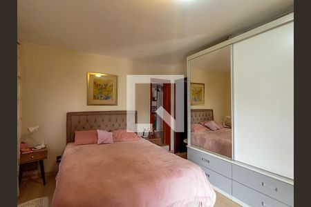 Suíte de casa à venda com 4 quartos, 143m² em Tristeza, Porto Alegre