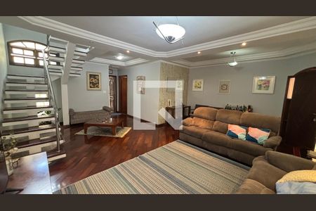 Sala de casa à venda com 3 quartos, 240m² em Vila Metalúrgica, Santo André