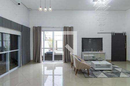 Sala de casa de condomínio para alugar com 3 quartos, 281m² em Rio Cotia, Cotia