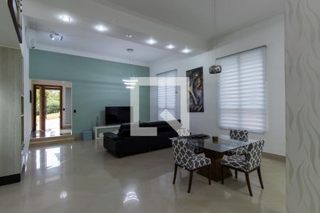 Sala de casa de condomínio para alugar com 3 quartos, 281m² em Rio Cotia, Cotia