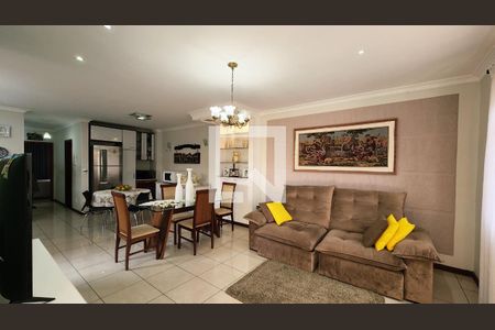 Sala de casa à venda com 3 quartos, 152m² em Vila M Genoveva, Jundiaí