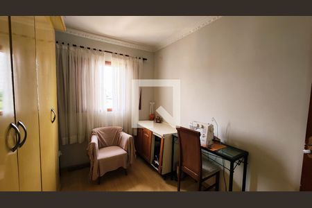 Quarto 2 de casa à venda com 3 quartos, 152m² em Vila M Genoveva, Jundiaí