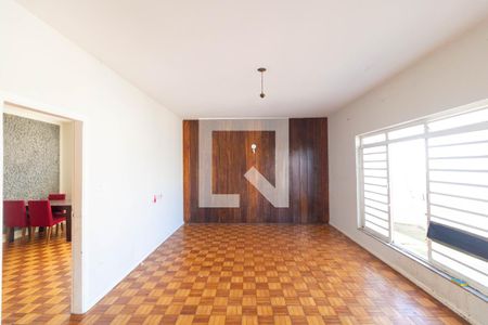 Salas de casa à venda com 4 quartos, 160m² em Vila Nogueira, Campinas