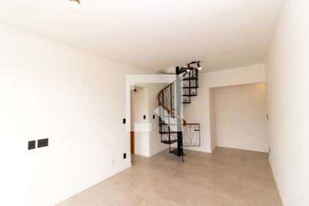 Sala de apartamento para alugar com 3 quartos, 130m² em Praça Seca, Rio de Janeiro