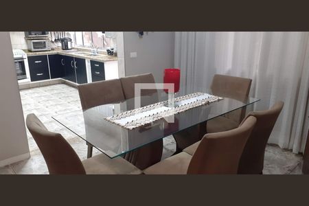 Casa para alugar com 3 quartos, 306m² em Parque Cruzeiro do Sul, São Paulo