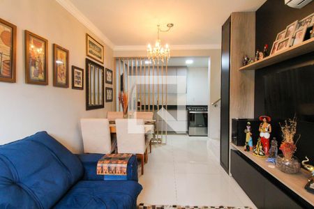 Sala de casa de condomínio à venda com 3 quartos, 131m² em Niterói, Canoas