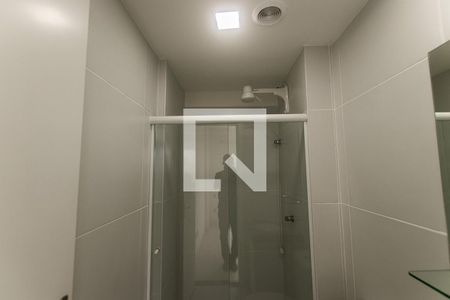Banheiro da Suíte de apartamento para alugar com 1 quarto, 30m² em Imbuí, Salvador