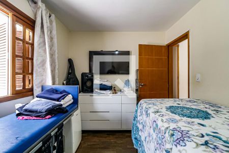 Quarto 01 de casa à venda com 3 quartos, 198m² em Cidade dos Bandeirantes, São Paulo