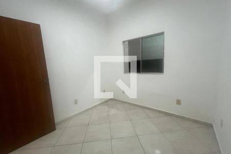 Quarto 1 de casa para alugar com 2 quartos, 70m² em Brás de Pina, Rio de Janeiro