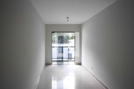 Quarto 2 de apartamento para alugar com 2 quartos, 61m² em Jardim Imperador (zona Leste), São Paulo