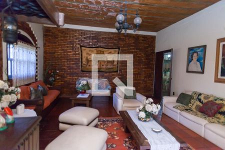 Sala de casa à venda com 4 quartos, 200m² em Olaria, Nova Lima
