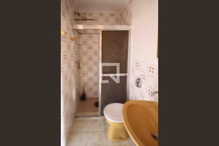 Banheiro de casa à venda com 2 quartos, 125m² em Jardim Tango, São Paulo