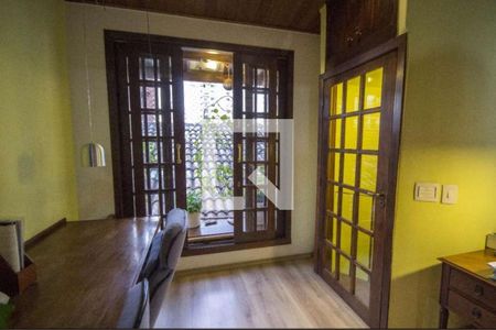 Escritório de casa à venda com 3 quartos, 270m² em Vila Olímpia, São Paulo