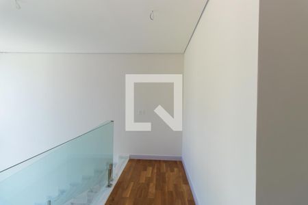 Corredor andar superior de casa de condomínio para alugar com 4 quartos, 380m² em Granja Viana, Cotia