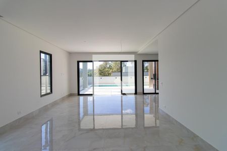 Sala de casa de condomínio para alugar com 4 quartos, 380m² em Granja Viana, Cotia