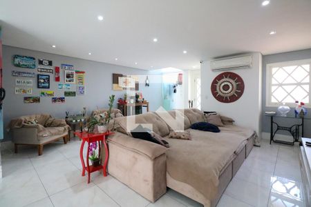 Sala de casa de condomínio à venda com 3 quartos, 264m² em Jardim Sao Caetano, São Caetano do Sul