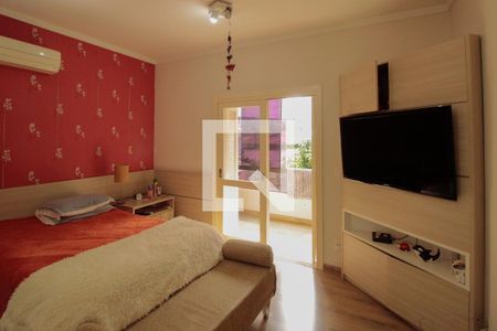 Suíte 1 de casa à venda com 3 quartos, 300m² em Passo D’areia, Porto Alegre