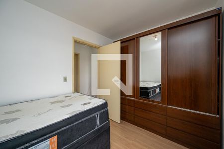Quarto 1 de apartamento para alugar com 2 quartos, 110m² em Jardim Oriental, São Paulo