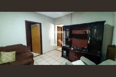 Sala de TV de casa para alugar com 2 quartos, 150m² em Jardim D’abril, Osasco