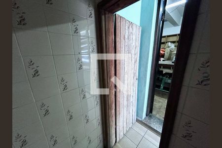 Lavabo 1 de casa à venda com 3 quartos, 316m² em Jardim Munhoz, Guarulhos