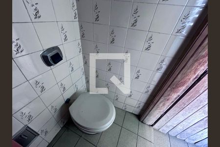 Lavabo 1 de casa à venda com 3 quartos, 316m² em Jardim Munhoz, Guarulhos