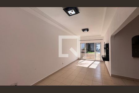 Sala de casa à venda com 4 quartos, 130m² em Jardim Proença, Campinas