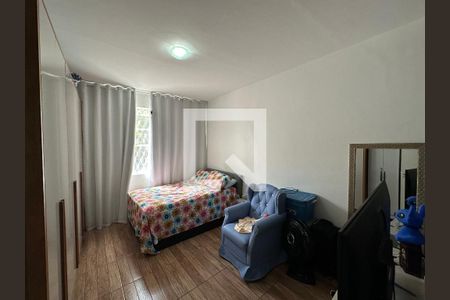 Casa à venda com 2 quartos, 180m² em Bonfim, Belo Horizonte