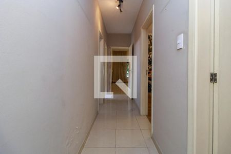 Corredor de casa à venda com 4 quartos, 120m² em Nova Piraju, São Paulo